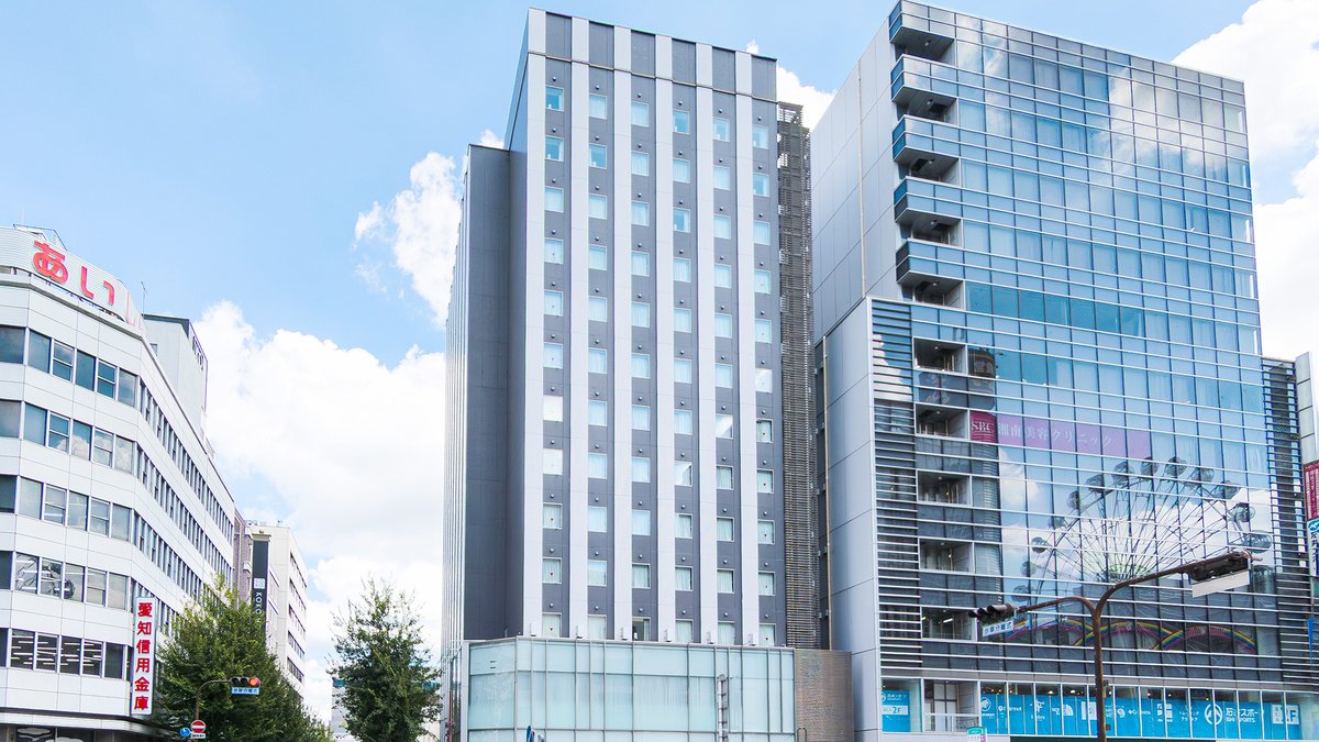 コンフォートイン名古屋栄駅前の外観