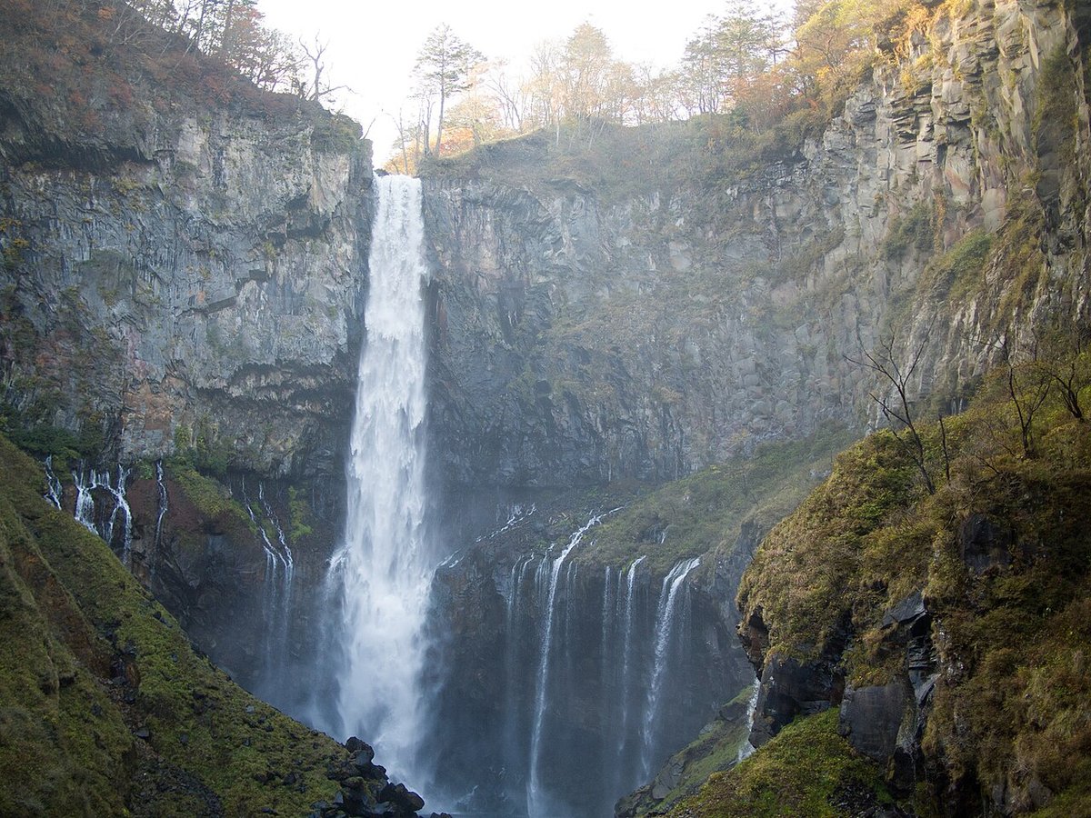 華厳の滝の風景