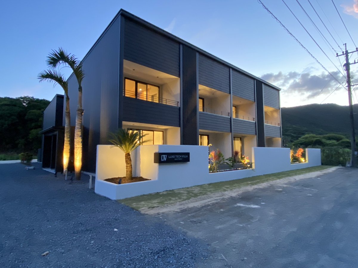 ＬＵＸＥ　ＴＥＣＨ　ＶＩＬＬＡ　ＡＳＨＩＴＯＫＵ＜奄美大島＞の外観